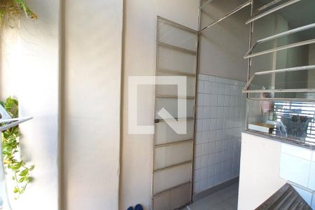 Apartamento à venda com 110m², 2 quartos e sem vaga Apartamento à venda com 110m², 2 quartos e sem vagaÁrea de Serviço