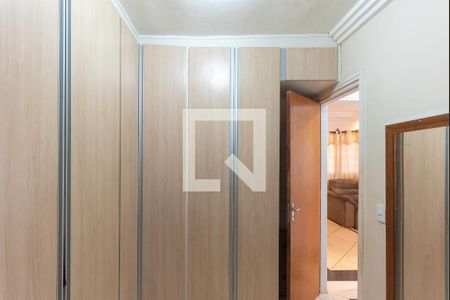 Casa à venda com 144m², 2 quartos e 2 vagas Casa à venda com 144m², 2 quartos e 2 vagasQuarto 2