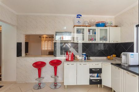 Casa à venda com 144m², 2 quartos e 2 vagas Casa à venda com 144m², 2 quartos e 2 vagasCozinha