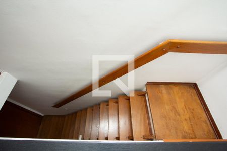 escada de apartamento à venda com 1 quarto, 75m² em Planalto Paulista, São Paulo