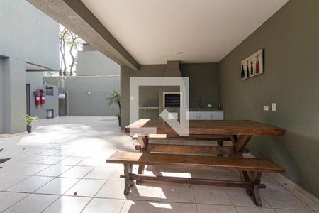 Apartamento para alugar com 97m², 2 quartos e 2 vagas Apartamento para alugar com 97m², 2 quartos e 2 vagasÁrea comum - Churrasqueira