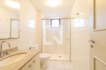 Apartamento para alugar com 97m², 2 quartos e 2 vagas Apartamento para alugar com 97m², 2 quartos e 2 vagasBanheiro da Suíte