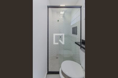 Banheiro de kitnet/studio para alugar com 1 quarto, 25m² em Ipiranga, São Paulo