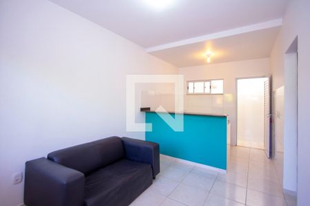 Sala de apartamento para alugar com 2 quartos, 55m² em São Lourenço, Niterói