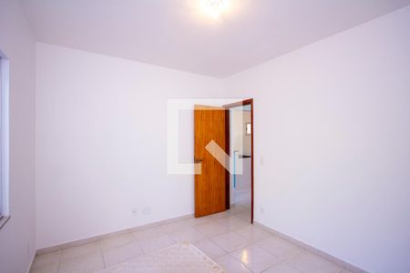 Quarto 1 de apartamento para alugar com 2 quartos, 55m² em São Lourenço, Niterói