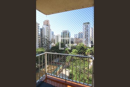 Varanda  de apartamento para alugar com 1 quarto, 55m² em Vila Olímpia, São Paulo