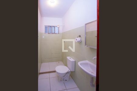 Banheiro de apartamento para alugar com 1 quarto, 45m² em São Lourenço, Niterói