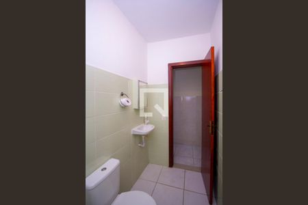 Banheiro de apartamento para alugar com 1 quarto, 45m² em São Lourenço, Niterói