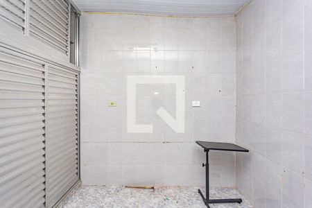 Casa à venda com 190m², 2 quartos e 2 vagas Casa à venda com 190m², 2 quartos e 2 vagasDeposito