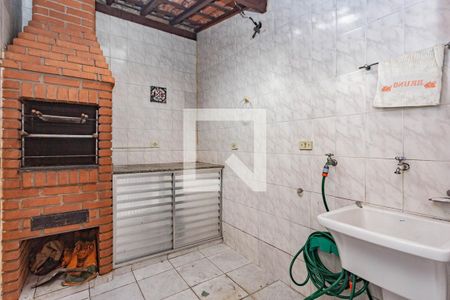 Casa à venda com 190m², 2 quartos e 2 vagas Casa à venda com 190m², 2 quartos e 2 vagasArea de Serviços