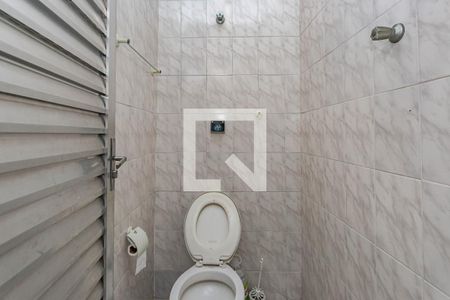 Casa à venda com 190m², 2 quartos e 2 vagas Casa à venda com 190m², 2 quartos e 2 vagasLavabo