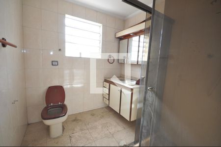 Casa à venda com 250m², 3 quartos e 1 vagaBanheiro