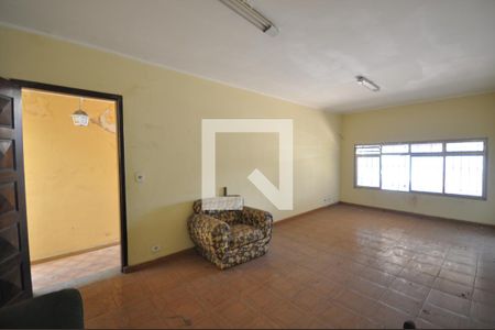 Sala de casa à venda com 3 quartos, 250m² em Vila Mazzei, São Paulo