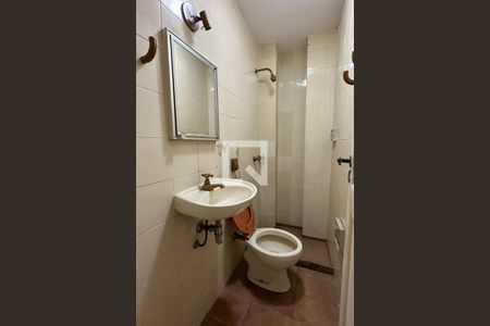 Apartamento para alugar com 121m², 4 quartos e sem vagaBanheiro de Serviço