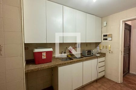 Apartamento para alugar com 121m², 4 quartos e sem vagaCozinha