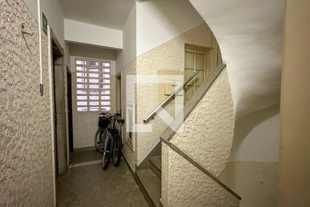 Apartamento para alugar com 121m², 4 quartos e sem vagaEntrada