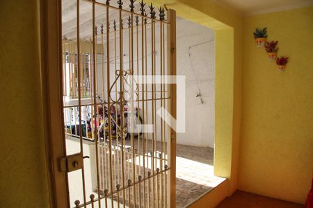 Casa à venda com 165m², 3 quartos e 2 vagasVaranda