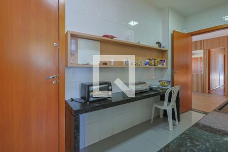 Apartamento à venda com 125m², 4 quartos e 3 vagasCozinha