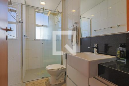 Apartamento à venda com 125m², 4 quartos e 3 vagasBanheiro 2