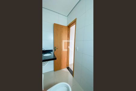 Apartamento à venda com 101m², 2 quartos e 2 vagas Apartamento à venda com 101m², 2 quartos e 2 vagasBanheiro da Suíte