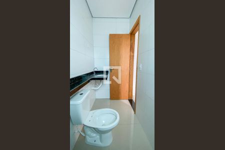 Apartamento à venda com 101m², 2 quartos e 2 vagas Apartamento à venda com 101m², 2 quartos e 2 vagasBanheiro da Suíte