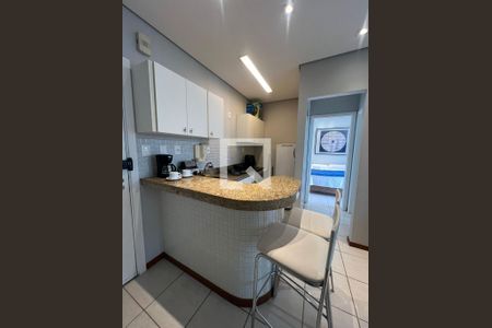 Cozinha estilo americana de apartamento para alugar com 1 quarto, 39m² em Vale do Sereno, Nova Lima
