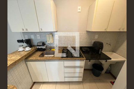 Cozinha - Armários + Área de serviço de apartamento à venda com 1 quarto, 39m² em Vale do Sereno, Nova Lima