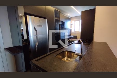 Apartamento à venda com 57m², 2 quartos e 1 vaga Apartamento à venda com 57m², 2 quartos e 1 vagaCozinha e Área de Serviço