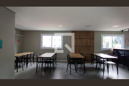 Apartamento à venda com 57m², 2 quartos e 1 vaga Apartamento à venda com 57m², 2 quartos e 1 vagaÁrea comum - Salão de festas