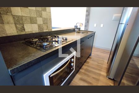 Apartamento à venda com 57m², 2 quartos e 1 vaga Apartamento à venda com 57m², 2 quartos e 1 vagaCozinha e Área de Serviço