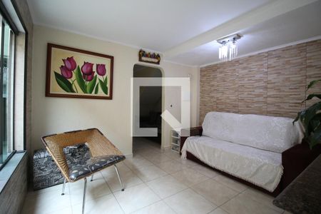 Sala de casa à venda com 3 quartos, 150m² em Conjunto Residencial Sitio Oratorio, São Paulo
