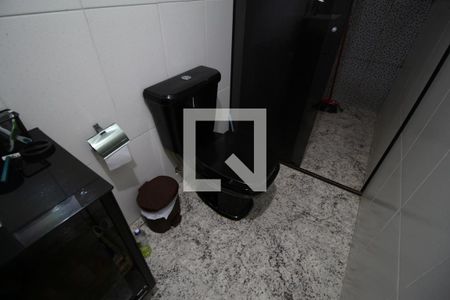 Casa à venda com 150m², 3 quartos e 2 vagasBanheiro