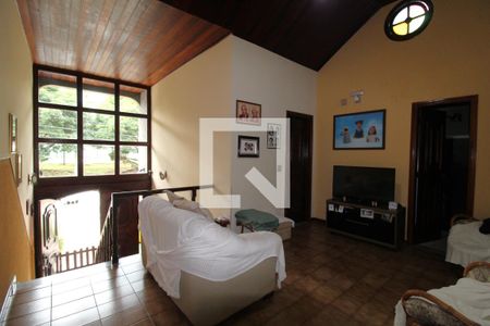 Casa de condomínio à venda com 480m², 4 quartos e 3 vagasSala do segundo andar