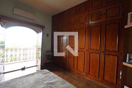 Casa de condomínio à venda com 480m², 4 quartos e 3 vagasSuíte 1