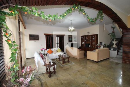 Sala de casa de condomínio à venda com 4 quartos, 480m² em Freguesia, Rio de Janeiro