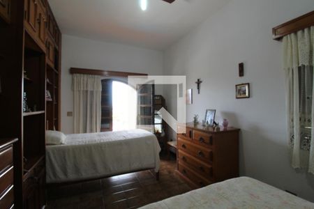 Casa de condomínio à venda com 480m², 4 quartos e 3 vagasQuarto 1