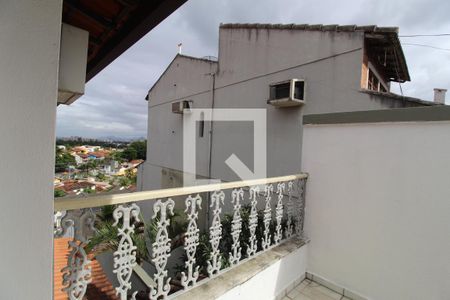 Casa de condomínio à venda com 480m², 4 quartos e 3 vagasVaranda do quarto 2 - Escritório