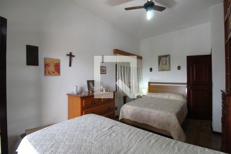 Casa de condomínio à venda com 480m², 4 quartos e 3 vagasQuarto 1