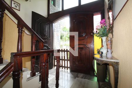 Casa de condomínio à venda com 480m², 4 quartos e 3 vagasEntrada