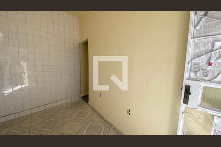 Cozinha de casa para alugar com 2 quartos, 30m² em Betânia, Belo Horizonte