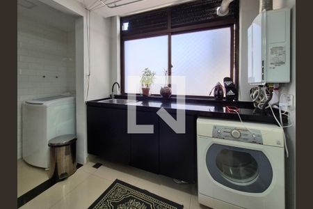 Apartamento à venda com 288m², 3 quartos e 3 vagasÁrea de Serviço