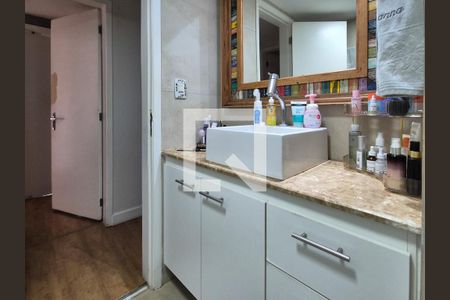 Apartamento à venda com 288m², 3 quartos e 3 vagasBanheiro Quarto 1