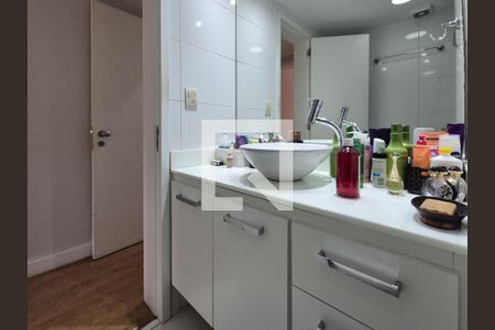Apartamento à venda com 288m², 3 quartos e 3 vagasBanheiro Quarto 3