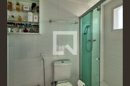 Apartamento à venda com 288m², 3 quartos e 3 vagasBanheiro Quarto 2