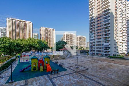 Vista de apartamento para alugar com 2 quartos, 70m² em Barra da Tijuca, Rio de Janeiro