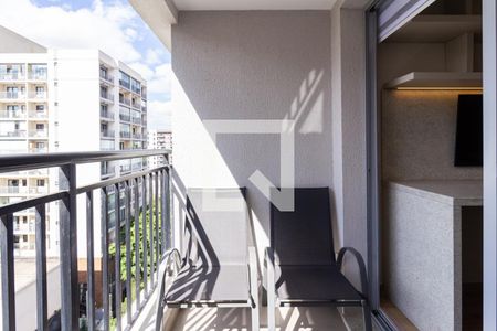 Varanda de kitnet/studio para alugar com 1 quarto, 31m² em Moema, São Paulo