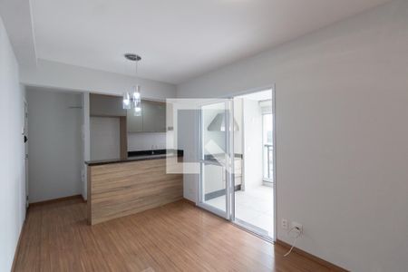 Sala de apartamento à venda com 2 quartos, 60m² em Vila Penteado, São Paulo