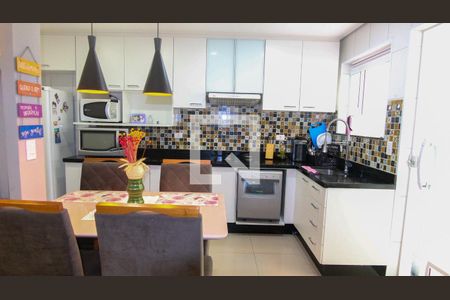 Casa à venda com 62m², 2 quartos e 2 vagasCozinha