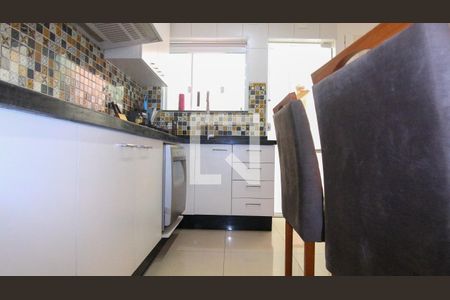 Casa à venda com 62m², 2 quartos e 2 vagasCozinha