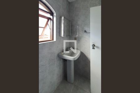 Casa para alugar com 40m², 1 quarto e sem vaga Casa para alugar com 40m², 1 quarto e sem vagaBanheiro